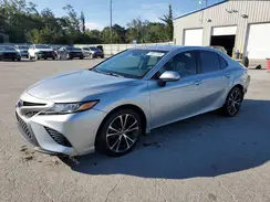 4T1B11HK2JU605709 2018 TOYOTA CAMRY