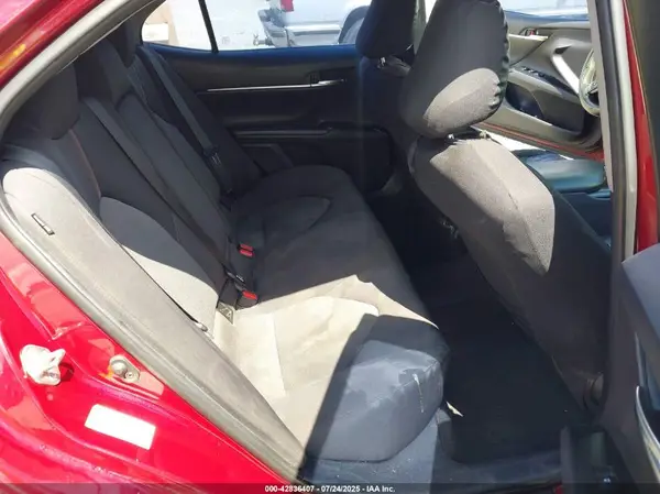 4T1B11HK2JU612613 2018 TOYOTA CAMRY - Image 8