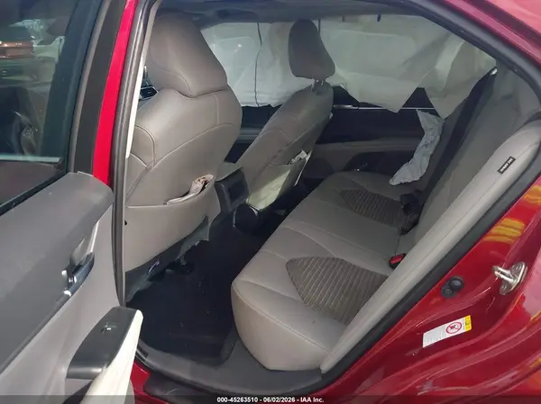 4T1B11HK2JU613096 2018 TOYOTA CAMRY - Image 8