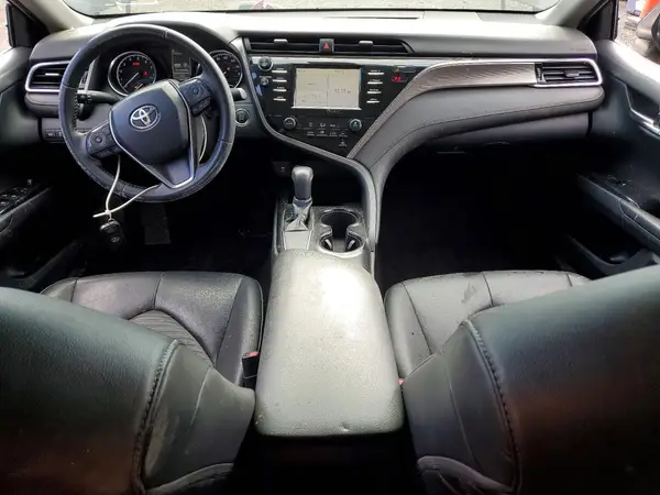4T1B11HK2JU613695 2018 TOYOTA CAMRY - Image 8