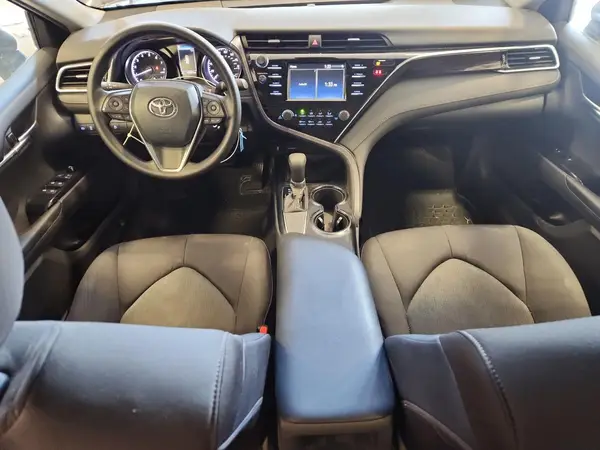 4T1B11HK2JU613812 2018 TOYOTA CAMRY - Image 8