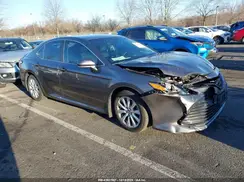 4T1B11HK2JU613888 2018 TOYOTA CAMRY