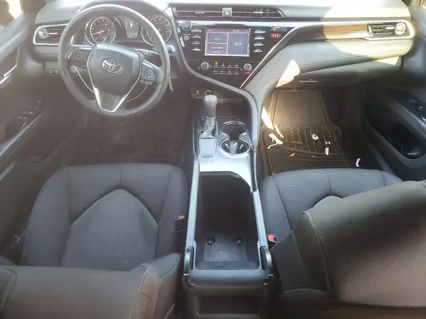 4T1B11HK2JU616631 2018 TOYOTA CAMRY - Image 8