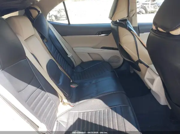 4T1B11HK2JU616919 2018 TOYOTA CAMRY - Image 8