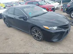 4T1B11HK2JU625586 2018 TOYOTA CAMRY