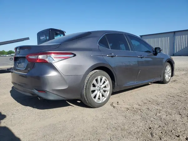 2018 TOYOTA CAMRY COPART lot 52202385 auction photo 3
