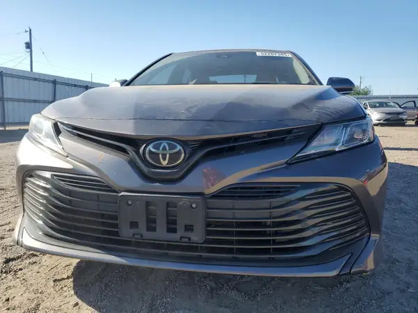 2018 TOYOTA CAMRY COPART lot 52202385 auction photo 5