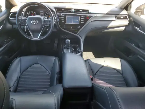 4T1B11HK2JU629217 2018 TOYOTA CAMRY - Image 8