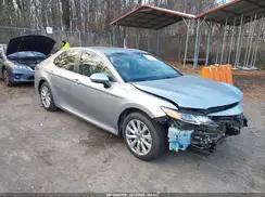 4T1B11HK2JU632862 2018 TOYOTA CAMRY