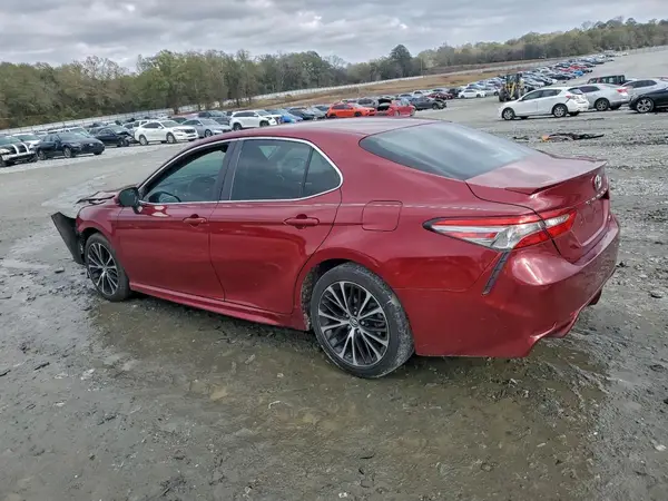 4T1B11HK2JU634319 2018 TOYOTA CAMRY - Image 2