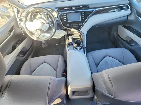 4T1B11HK2JU635700 2018 TOYOTA CAMRY - Image 8