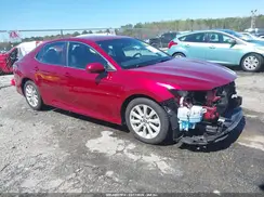 4T1B11HK2JU635759 2018 TOYOTA CAMRY