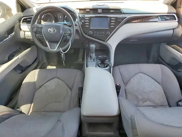 4T1B11HK2JU636183 2018 TOYOTA CAMRY - Image 8