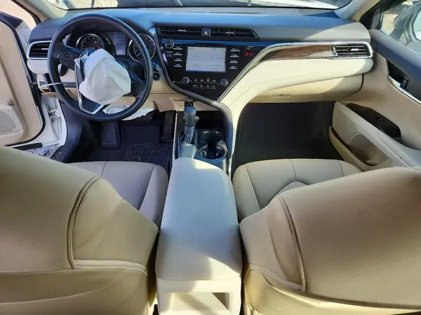 4T1B11HK2JU638600 2018 TOYOTA CAMRY - Image 8