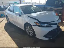 4T1B11HK2JU641142 2018 TOYOTA CAMRY