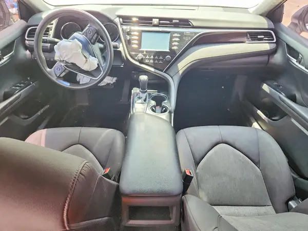 4T1B11HK2JU642792 2018 TOYOTA CAMRY - Image 8