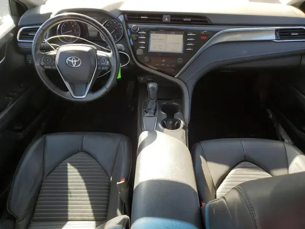 4T1B11HK2JU642906 2018 TOYOTA CAMRY - Image 8