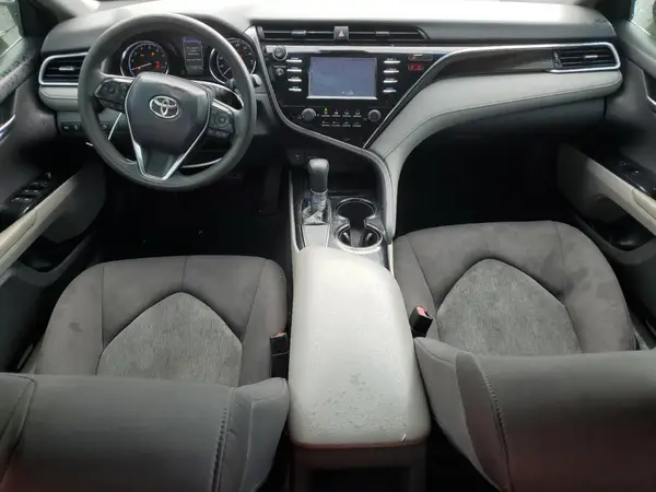 4T1B11HK2JU644140 2018 TOYOTA CAMRY - Image 8