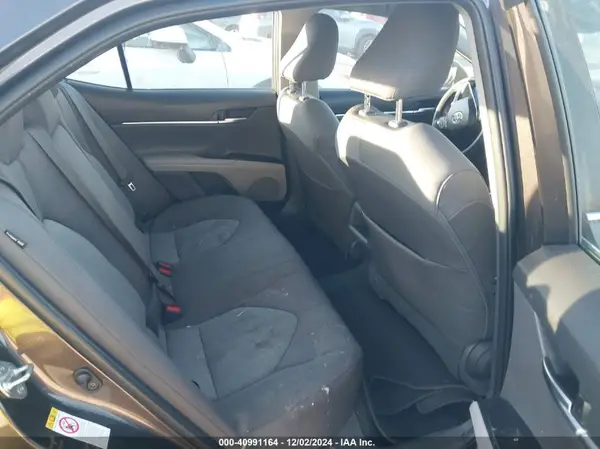 4T1B11HK2JU648513 2018 TOYOTA CAMRY - Image 8