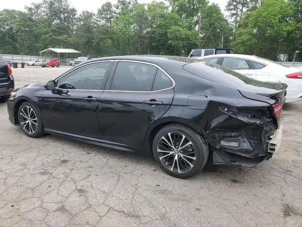 4T1B11HK2JU649452 2018 TOYOTA CAMRY - Image 2