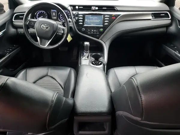 4T1B11HK2JU649452 2018 TOYOTA CAMRY - Image 8