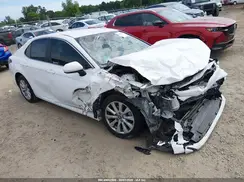 4T1B11HK2JU651847 2018 TOYOTA CAMRY