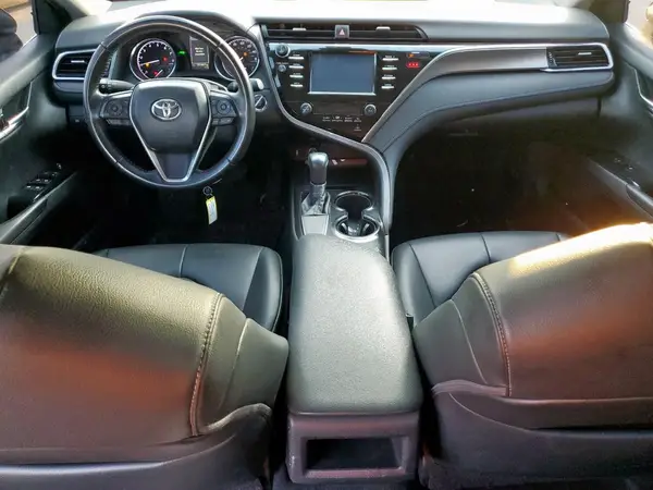 4T1B11HK2JU652190 2018 TOYOTA CAMRY - Image 8