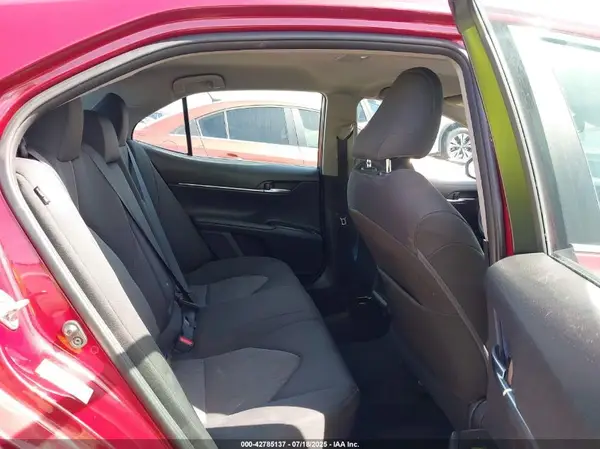 4T1B11HK2JU654330 2018 TOYOTA CAMRY - Image 8