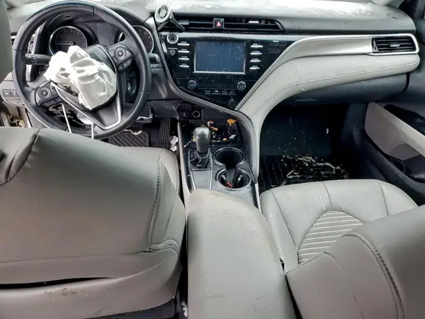 4T1B11HK2JU656398 2018 TOYOTA CAMRY - Image 8