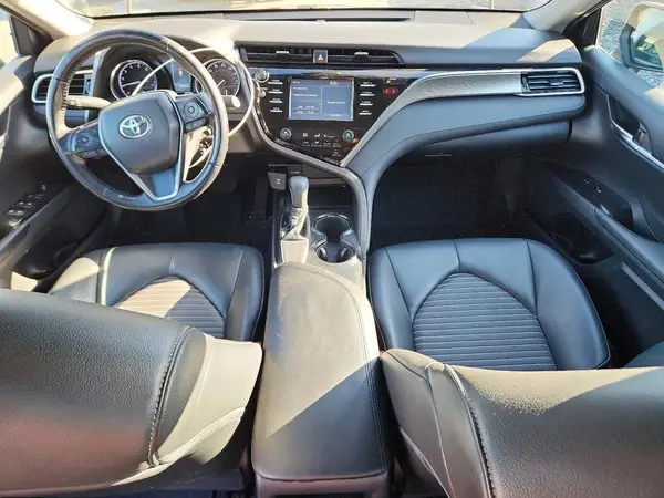 4T1B11HK2JU657082 2018 TOYOTA CAMRY - Image 8
