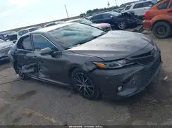 4T1B11HK2JU658149 2018 TOYOTA CAMRY