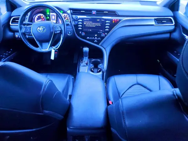 4T1B11HK2JU660905 2018 TOYOTA CAMRY - Image 8