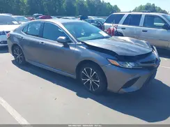 4T1B11HK2JU663710 2018 TOYOTA CAMRY