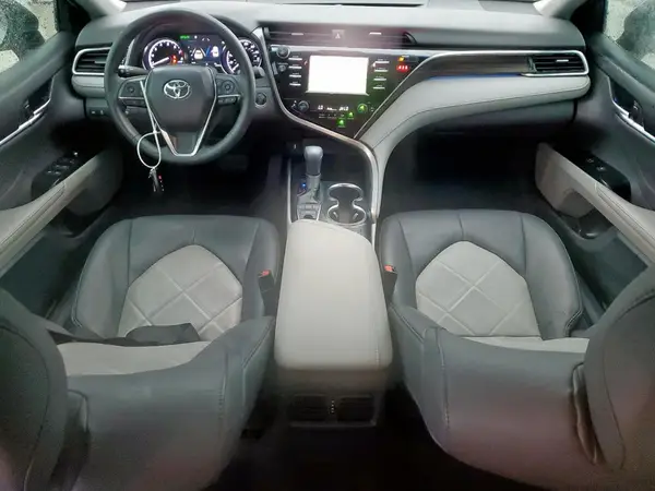 4T1B11HK2JU666249 2018 TOYOTA CAMRY - Image 8