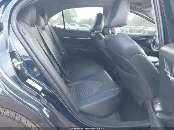 4T1B11HK2JU668521 2018 TOYOTA CAMRY - Image 8