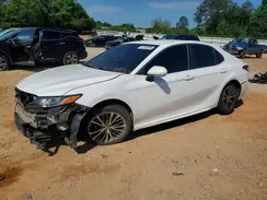4T1B11HK2JU670365 2018 TOYOTA CAMRY