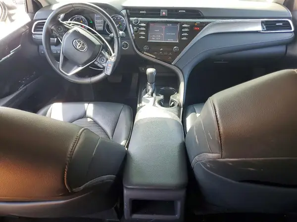4T1B11HK2JU670365 2018 TOYOTA CAMRY - Image 8