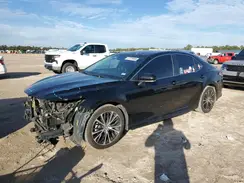 4T1B11HK2JU670656 2018 TOYOTA CAMRY