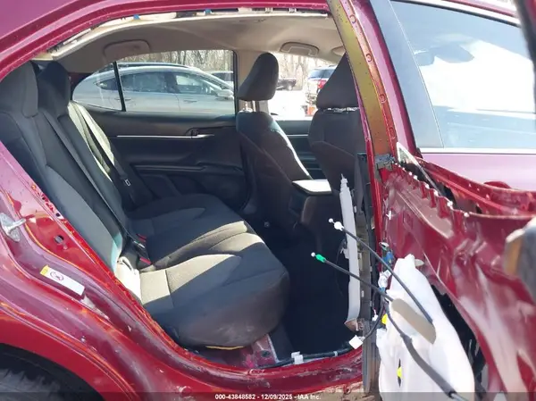 4T1B11HK2JU671547 2018 TOYOTA CAMRY - Image 8
