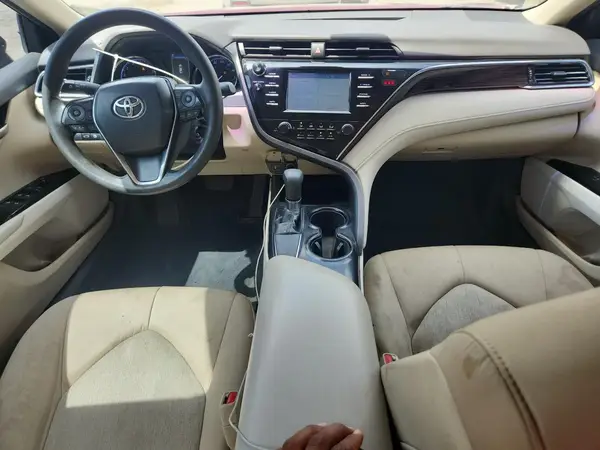 4T1B11HK2JU672942 2018 TOYOTA CAMRY - Image 8
