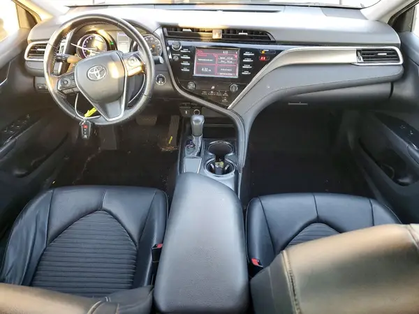 4T1B11HK2JU678627 2018 TOYOTA CAMRY - Image 8