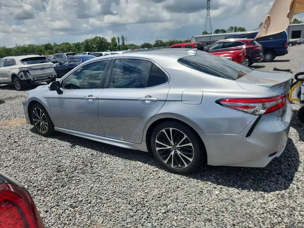 4T1B11HK2KU162379 2019 TOYOTA CAMRY - Image 2
