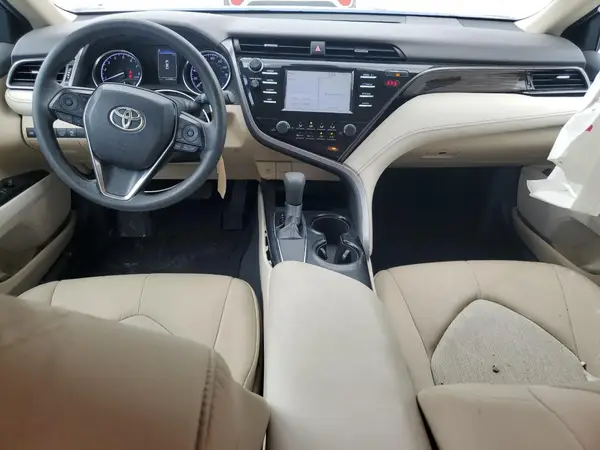 4T1B11HK2KU163807 2019 TOYOTA CAMRY - Image 8