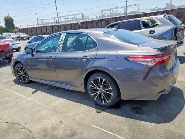 4T1B11HK2KU165881 2019 TOYOTA CAMRY - Image 2