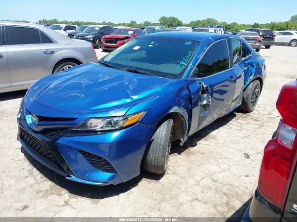 4T1B11HK2KU174273 2019 TOYOTA CAMRY - Image 2