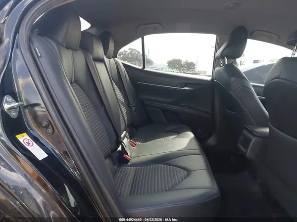 4T1B11HK2KU176816 2019 TOYOTA CAMRY - Image 8