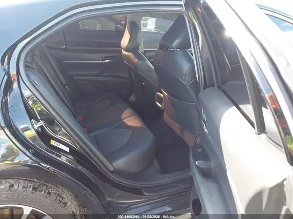 4T1B11HK2KU178131 2019 TOYOTA CAMRY - Image 8