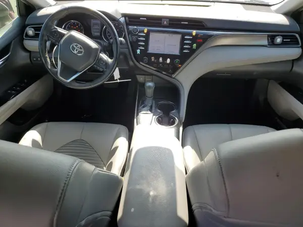 4T1B11HK2KU180168 2019 TOYOTA CAMRY - Image 8