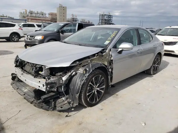 4T1B11HK2KU182180 2019 TOYOTA CAMRY - Image 1