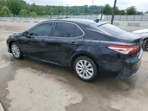 4T1B11HK2KU186567 2019 TOYOTA CAMRY - Image 2